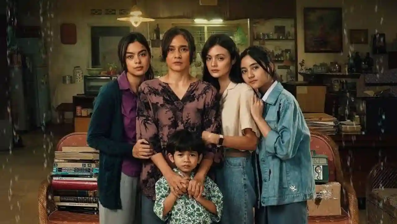 Film Tentang Ibu yang Menyentuh, dari Indonesia hingga Mancanegara