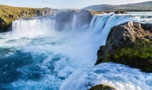 Gullfoss, Air Terjun Emas Bertingkat yang Memukau di Jantung Islandia Gullfoss, Air Terjun Emas Bertingkat yang Memukau di Jantung Islandia